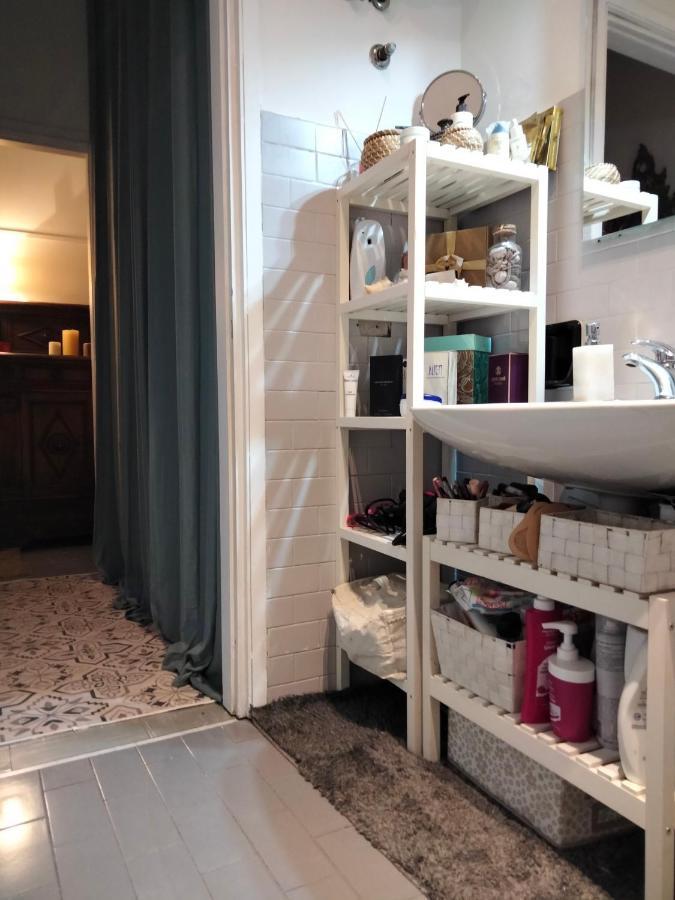 Grey And Withe Room Флоренция Екстериор снимка